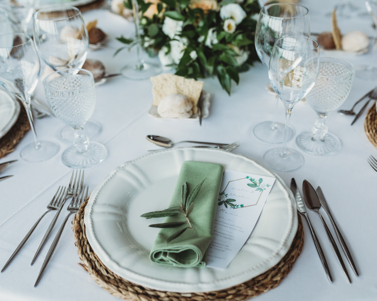 LocaBerry Loc'Events - Location de vaisselle - Art de la table (verres, couverts, assiettes)